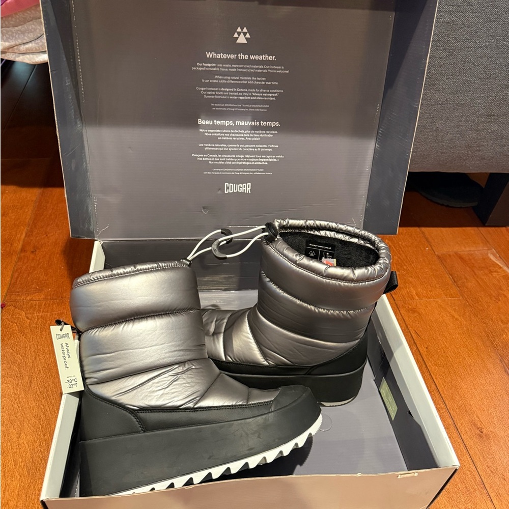 NWT Cougar Metallic Silver and Black Winter water resistant Snow Boots sz 8